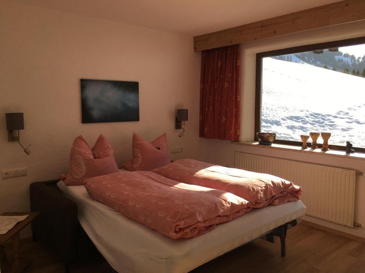 Quartier Severin Berwang Bagian luar foto